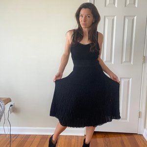 ESCADA Black midi, pleated strap dress with gold, Size: 0-2 (US), 34 (EUR)